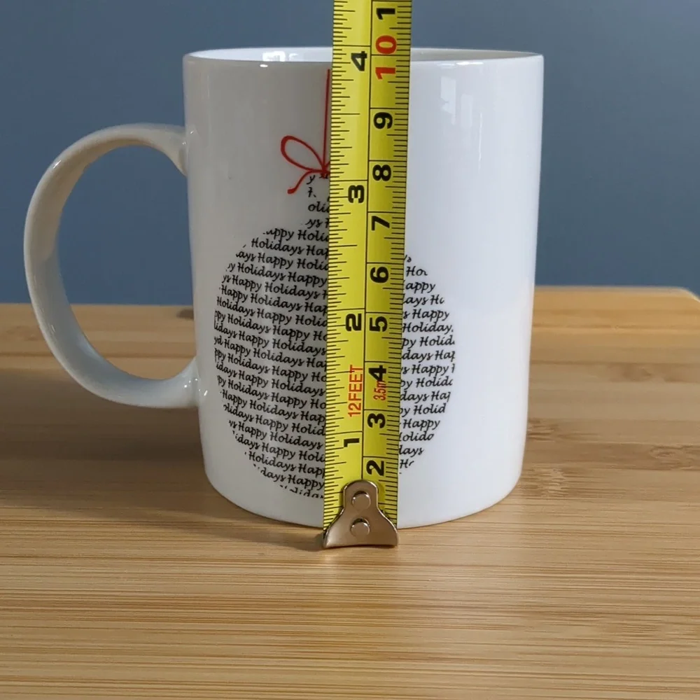 ❤️ Happy Holidays ornament mug